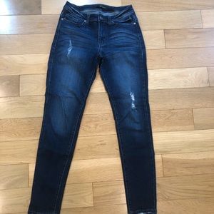 Dark Wash Mid Rise Skinny Jeans Kancan